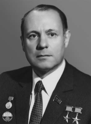 Новожилов, Генрих Васильевич