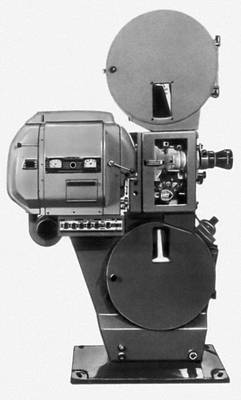 Кинопроекционный аппарат. Рис. 2