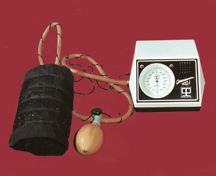 иад-1 измеритель артериального давления ссср. измеритель артериального давления иад 1. тонометр электроника иад-1. электроника иад-1. адъютор classic иад-01-1.